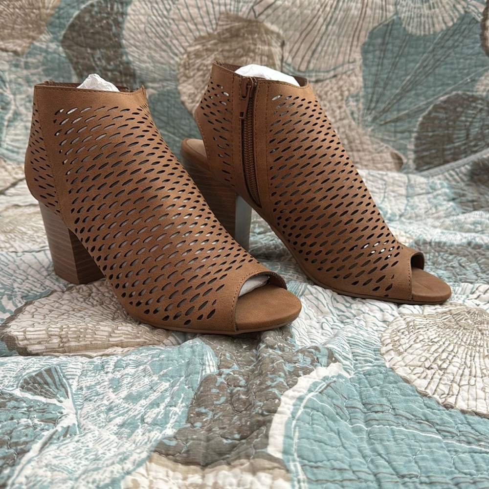 New Soda Brown open toed heeled sandals